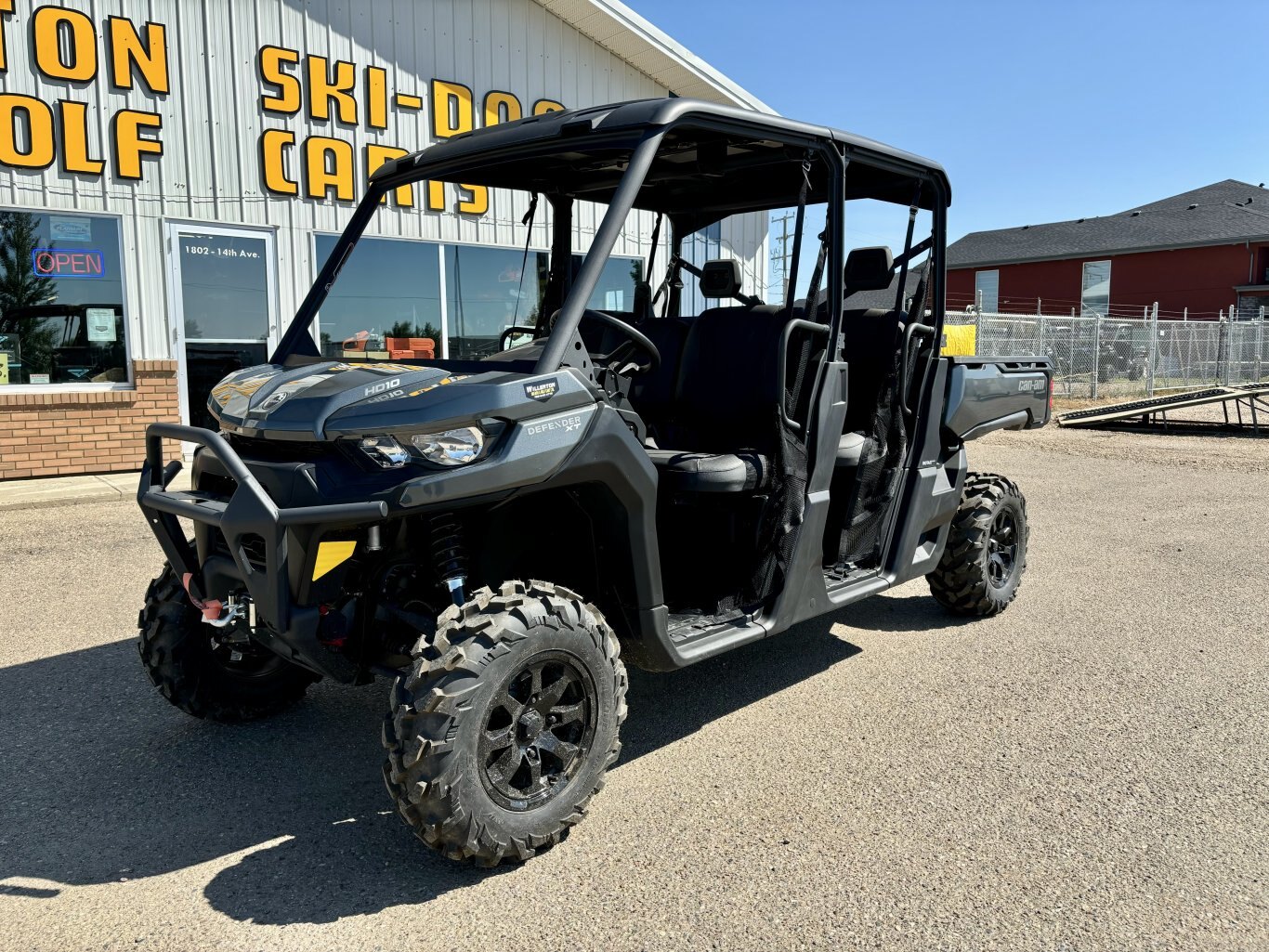 2024 Can Am Defender MAX XT HD10