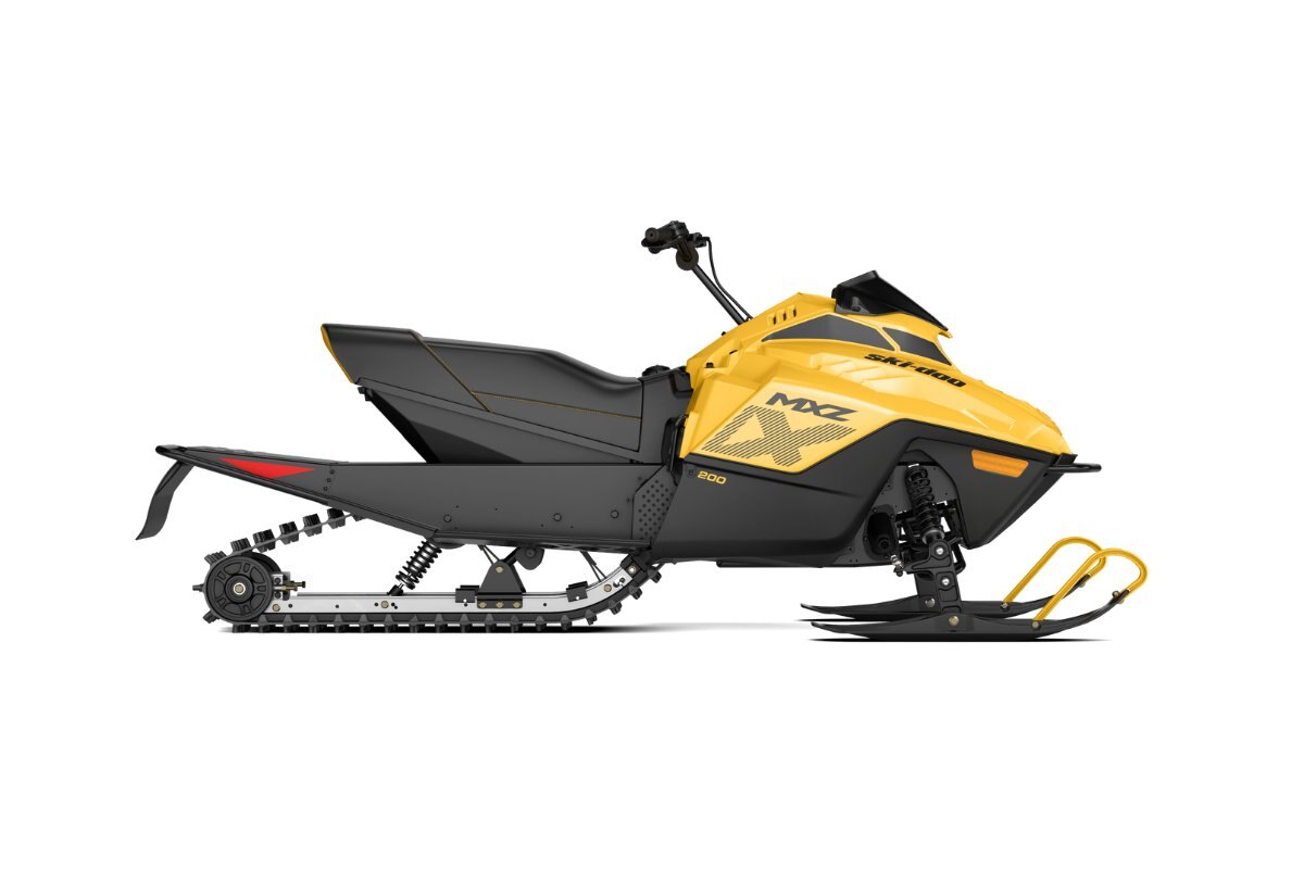 2025 Ski Doo MXZ 200