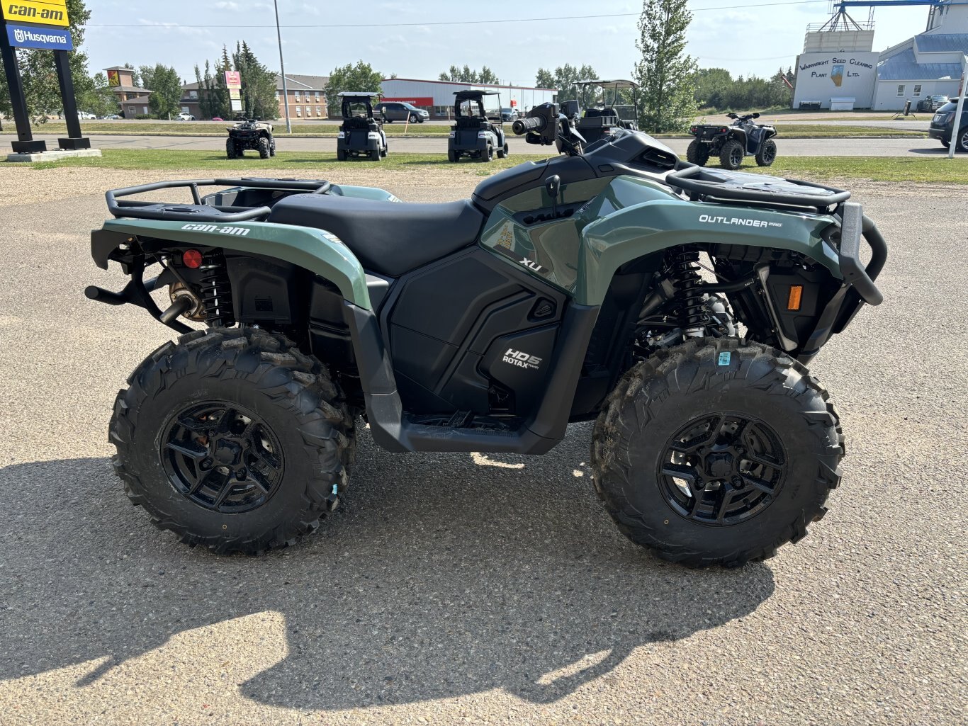 2024 Can Am Outlander PRO XU HD5