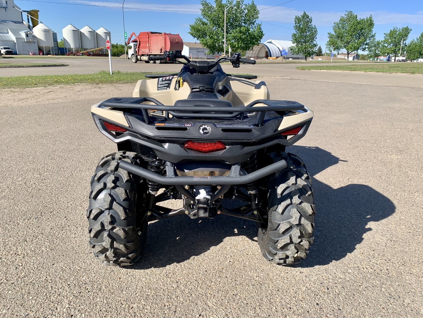 2024 Can Am Outlander PRO XU HD7