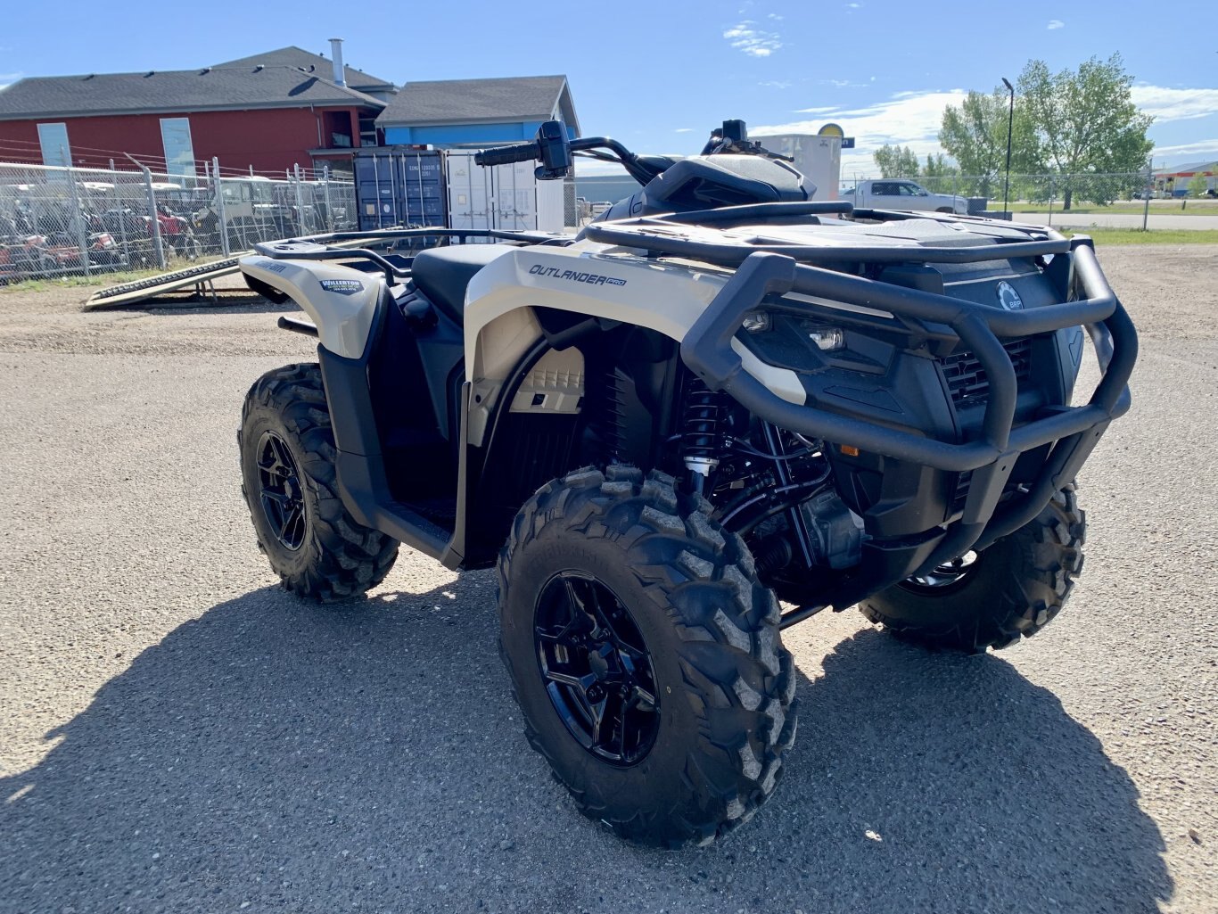 2024 Can Am Outlander PRO XU HD7