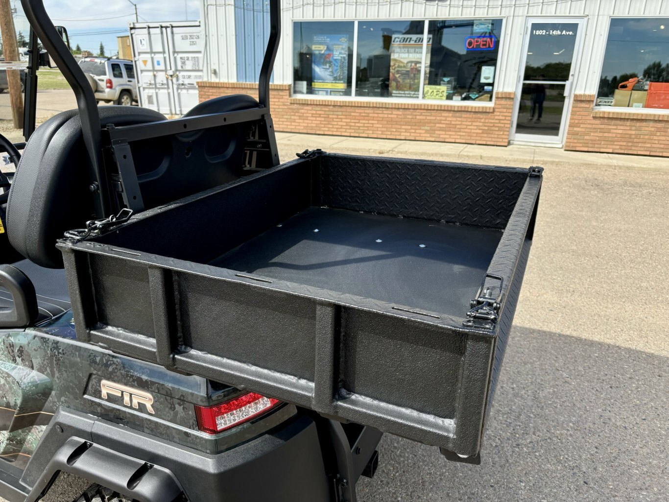 2024 FTR Stealth Solar Drive Lithium Utility Cart