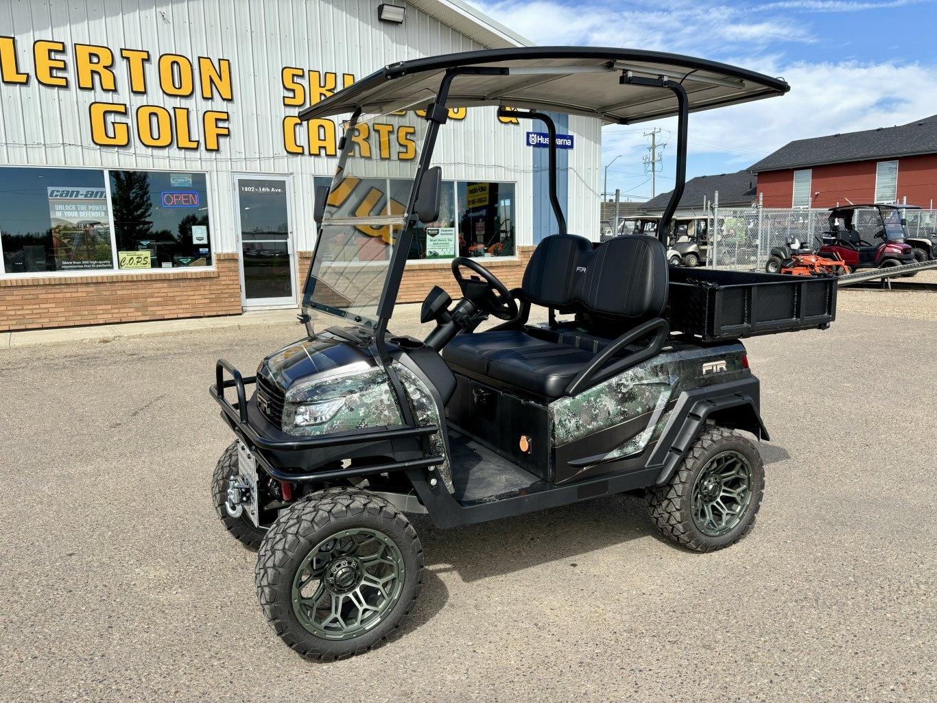 2024 FTR Stealth Solar Drive Lithium Utility Cart