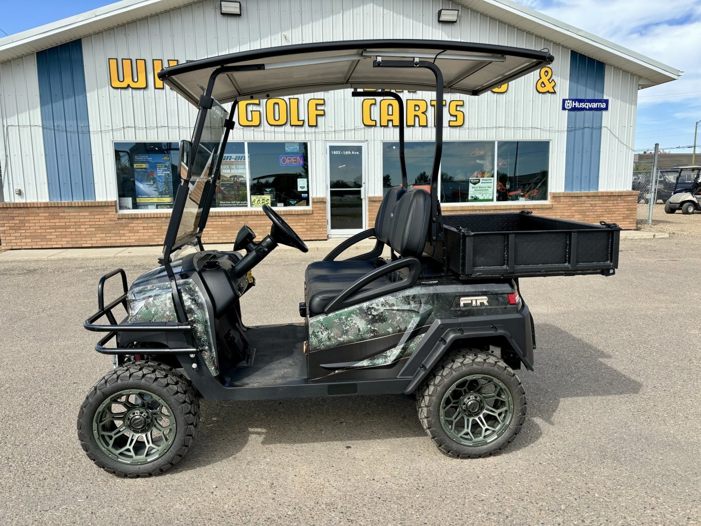 2024 FTR Stealth Solar Drive Lithium Utility Cart