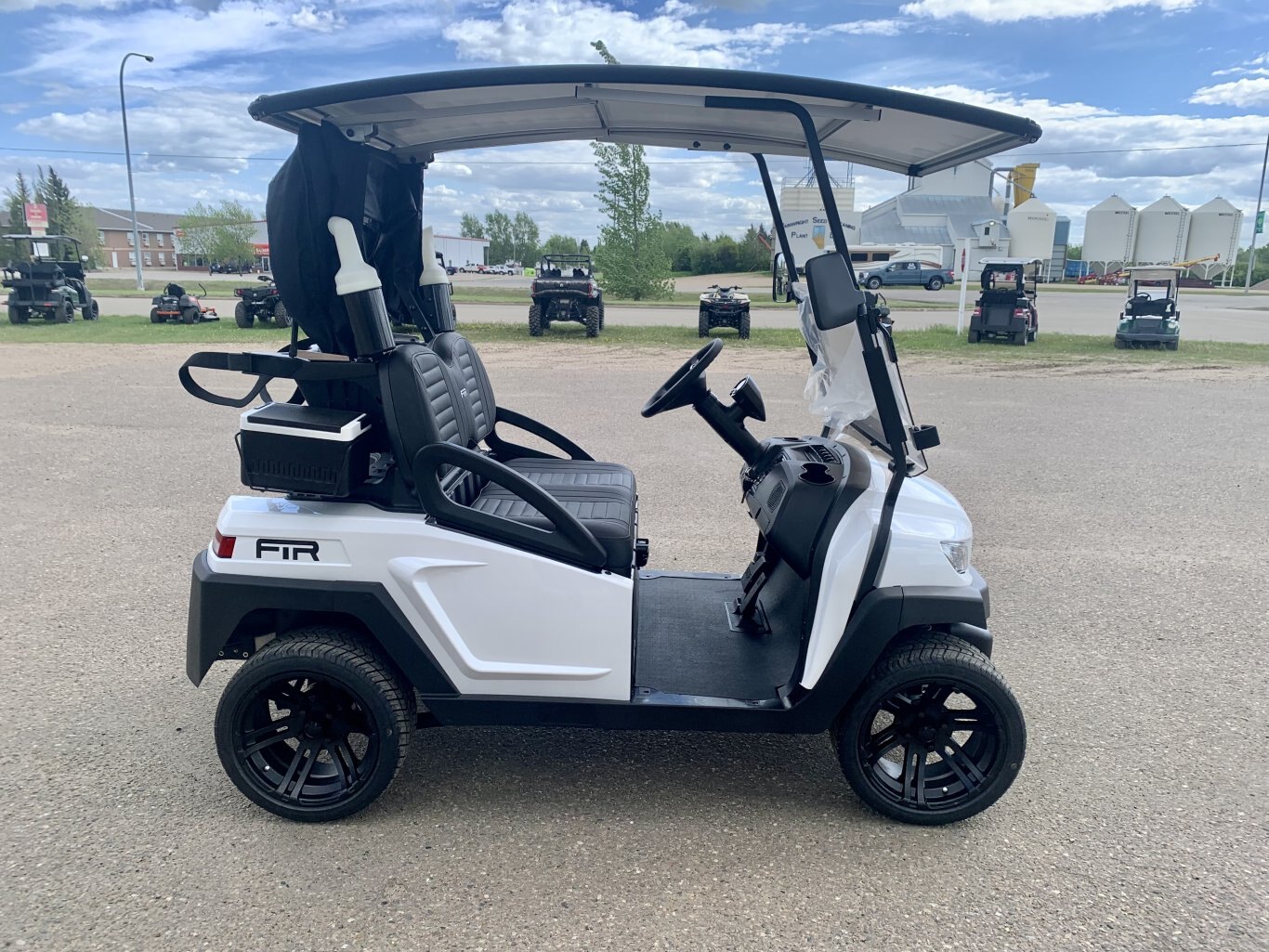 2024 FTR Model 2 Solar Drive Lithium Golf Cart