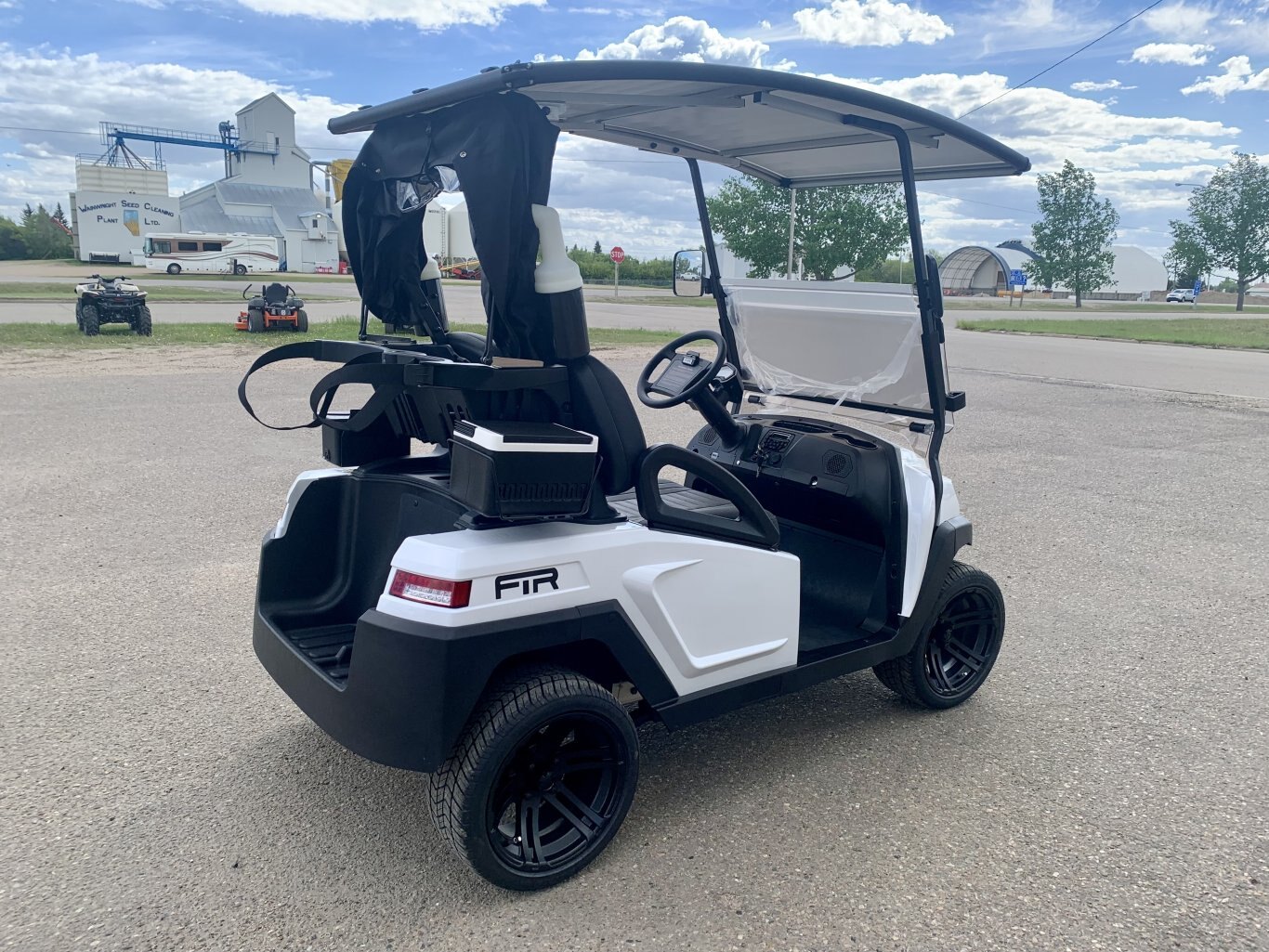 2024 FTR Model 2 Solar Drive Lithium Golf Cart