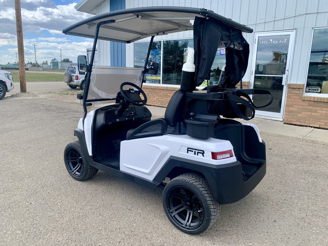 2024 FTR Model 2 Solar Drive Lithium Golf Cart