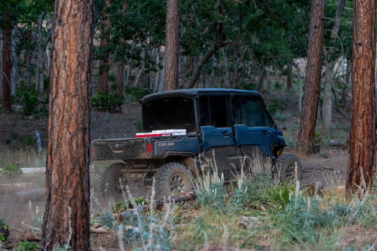 2025 Can Am Defender MAX Limited HD10