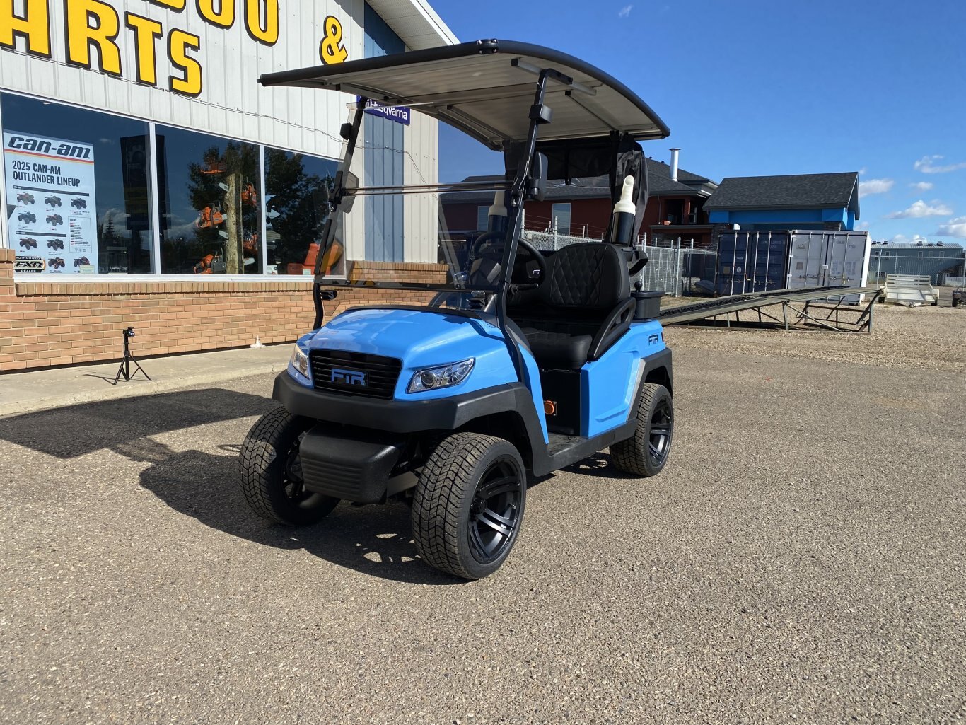 FTR Model 2 Solar Drive Lithium Golf Carts