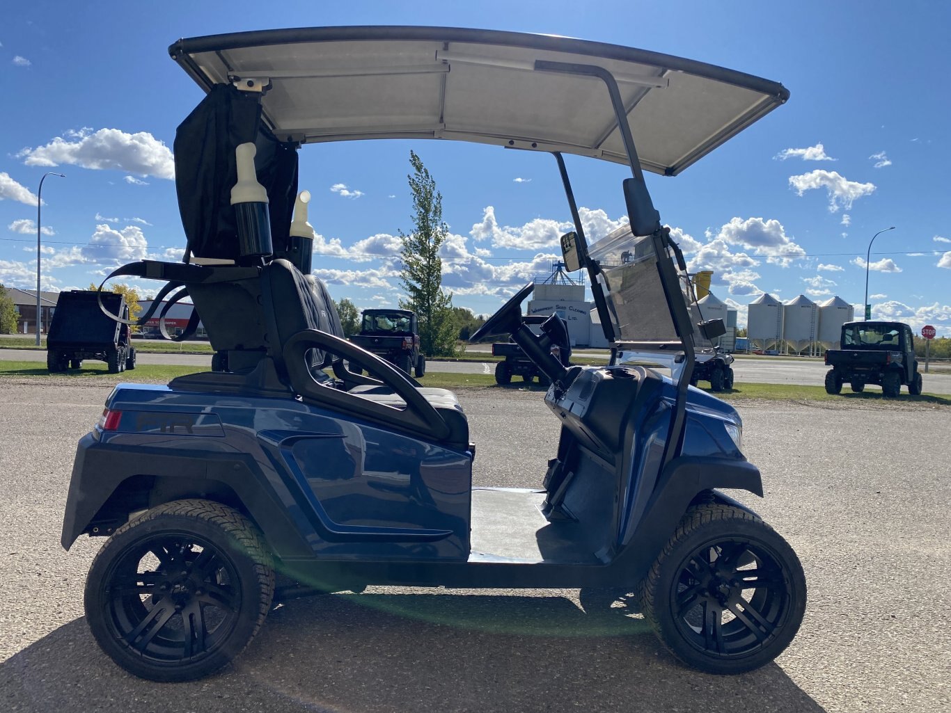 FTR Model 2 Solar Drive Lithium Golf Carts