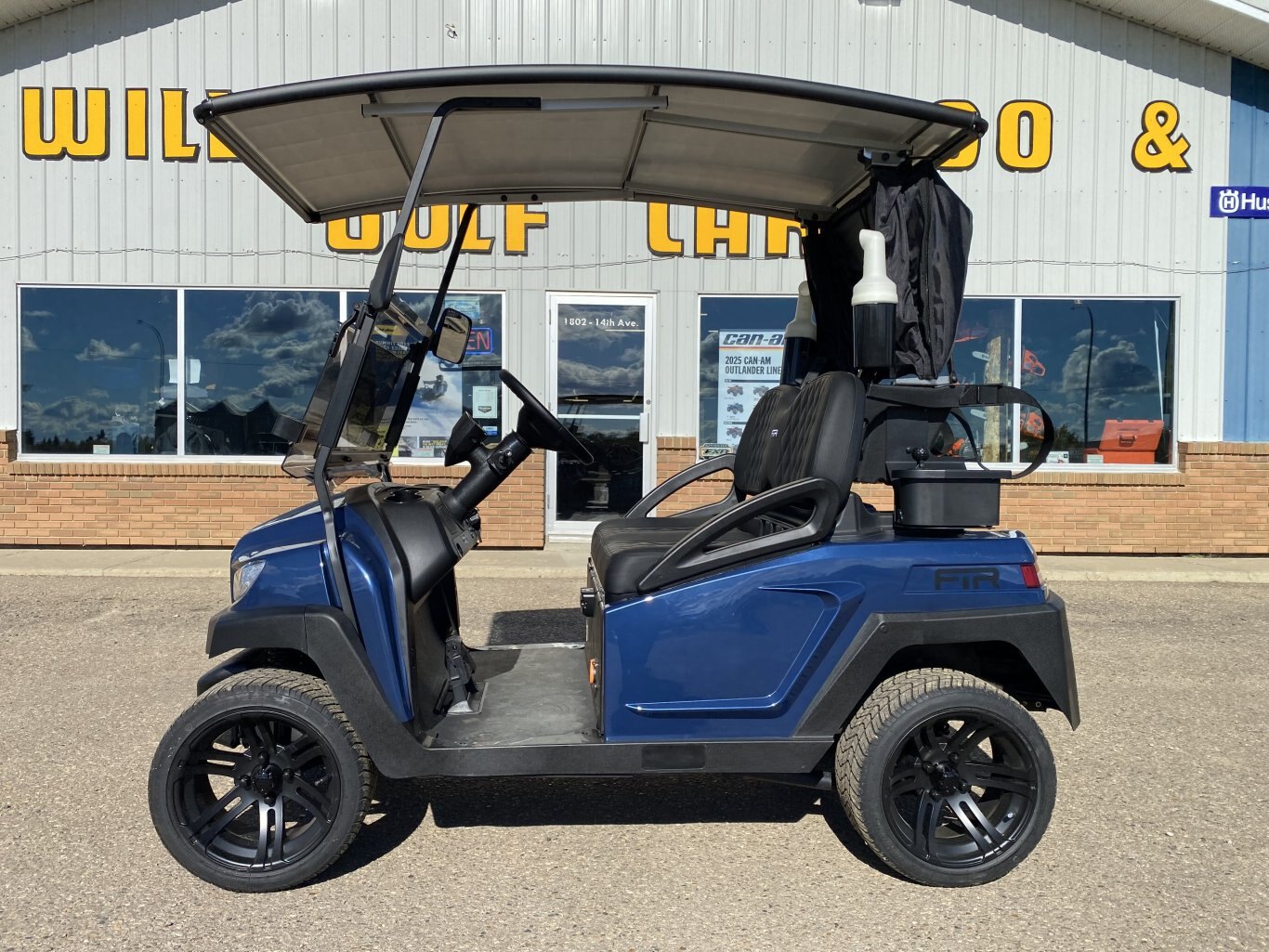 FTR Model 2 Solar Drive Lithium Golf Carts