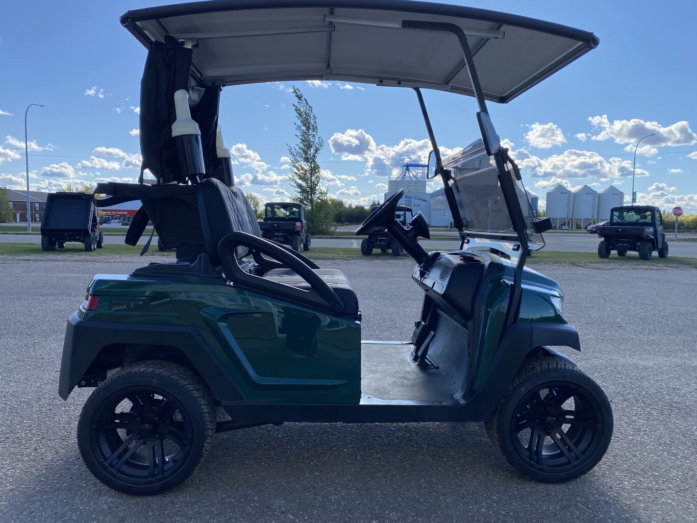 FTR Model 2 Solar Drive Lithium Golf Carts