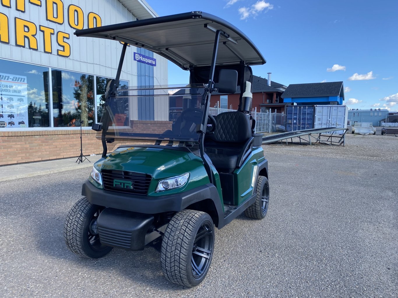 FTR Model 2 Solar Drive Lithium Golf Carts