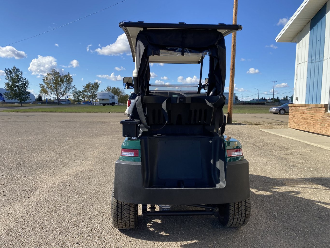 FTR Model 2 Solar Drive Lithium Golf Carts