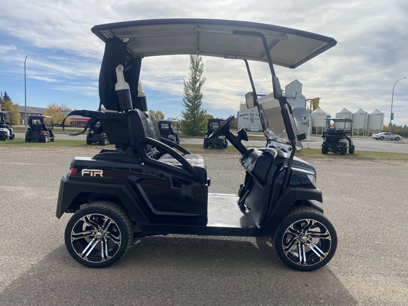 FTR Model 2 Solar Drive Lithium Golf Carts