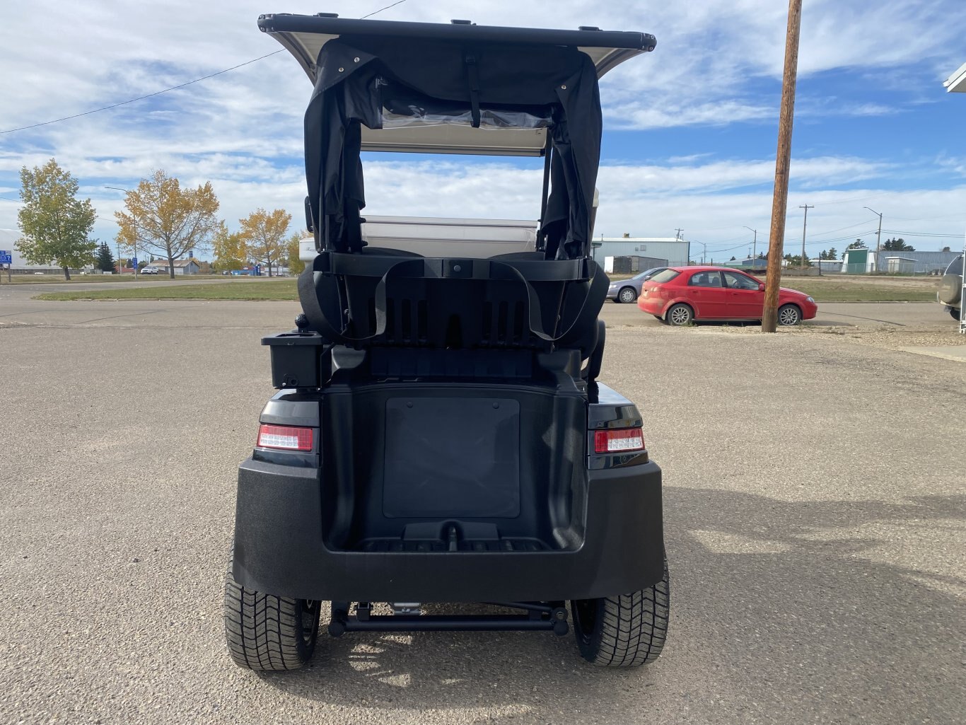 FTR Model 2 Solar Drive Lithium Golf Carts