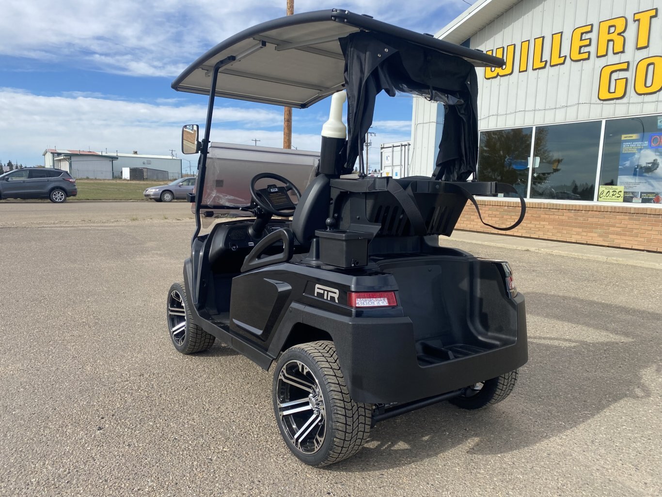 FTR Model 2 Solar Drive Lithium Golf Carts