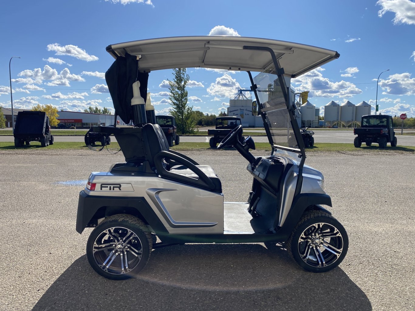 FTR Model 2 Solar Drive Lithium Golf Carts