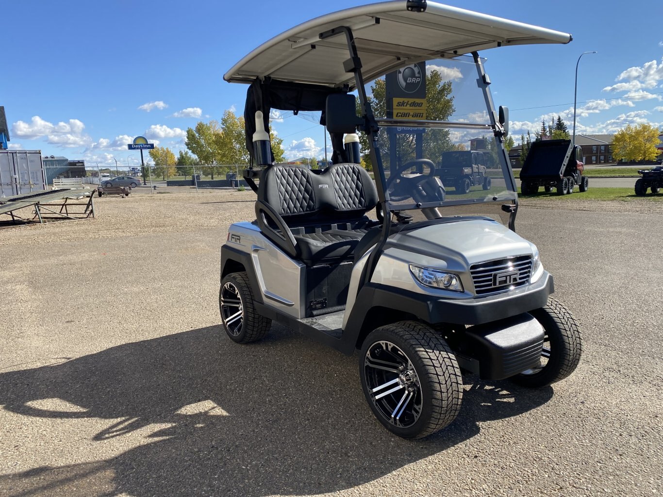 FTR Model 2 Solar Drive Lithium Golf Carts