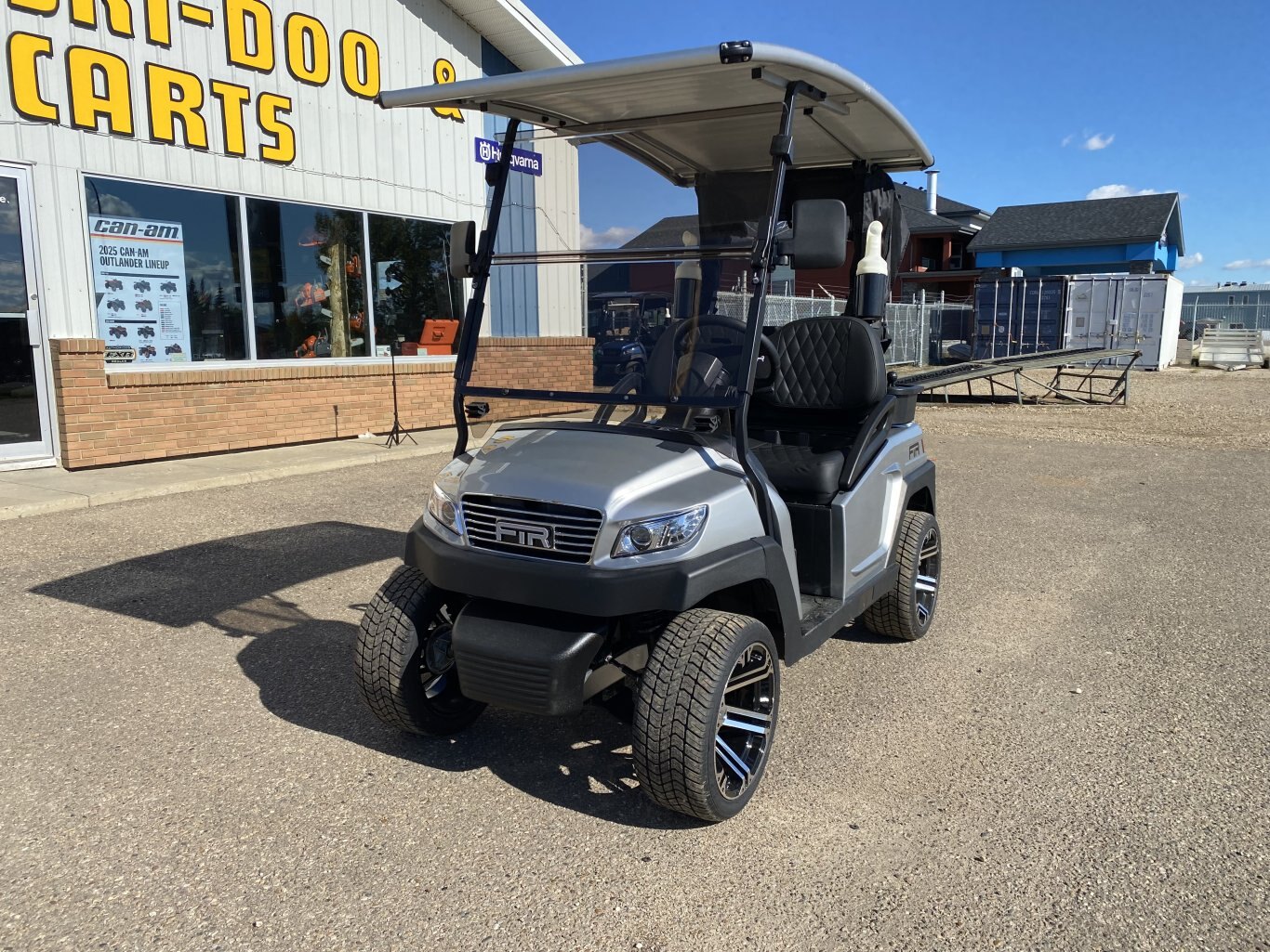 FTR Model 2 Solar Drive Lithium Golf Carts