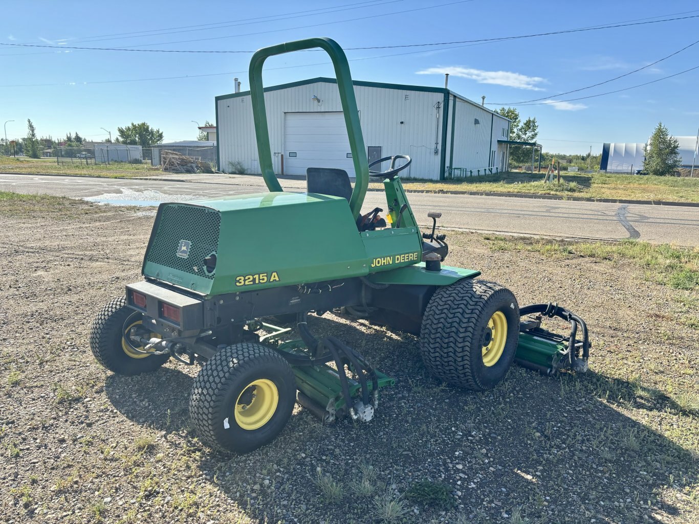 Used 2000 John Deere 3215A Gang Reel Style Mower