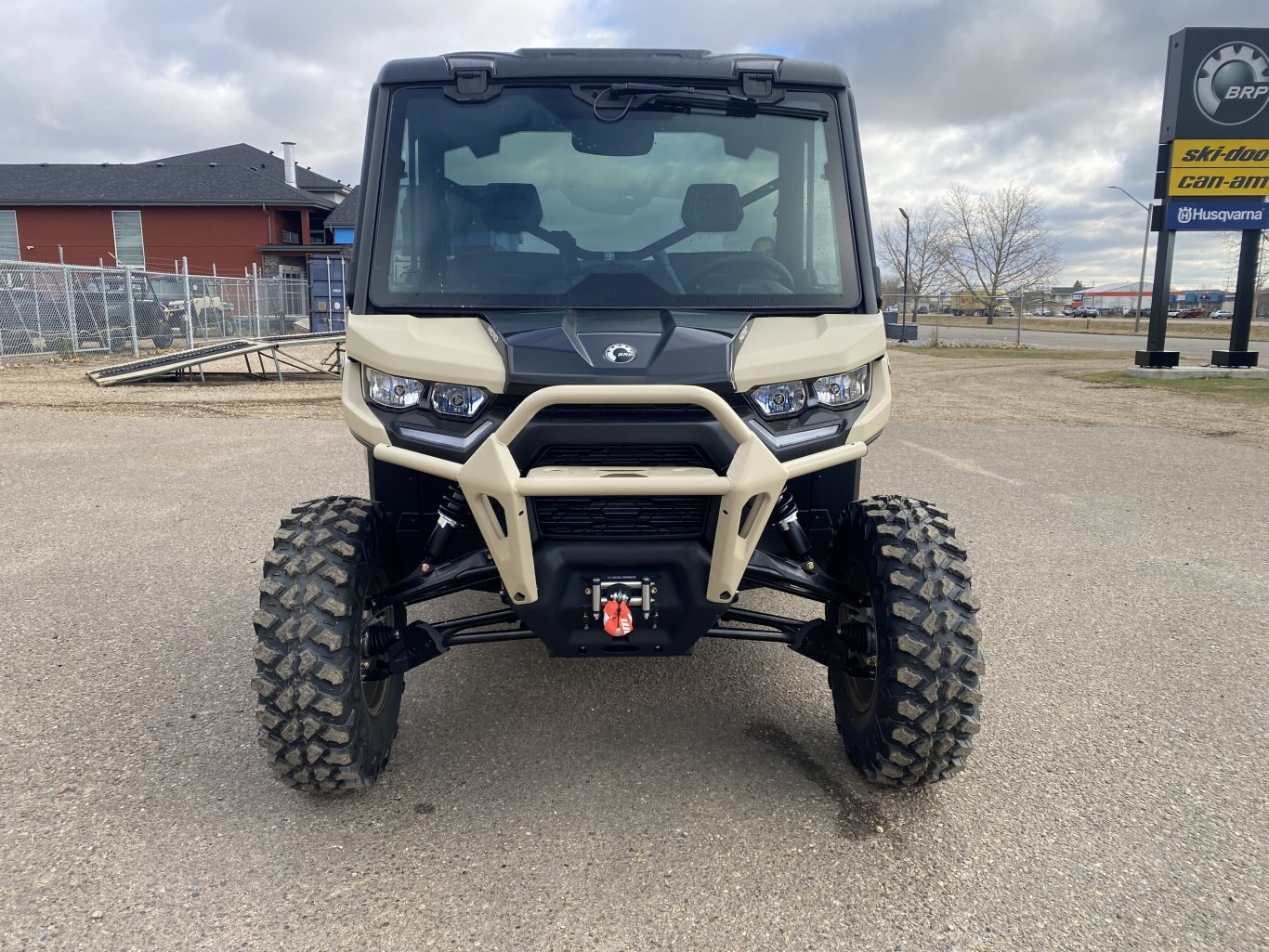 2025 Can Am Defender Limited HD10