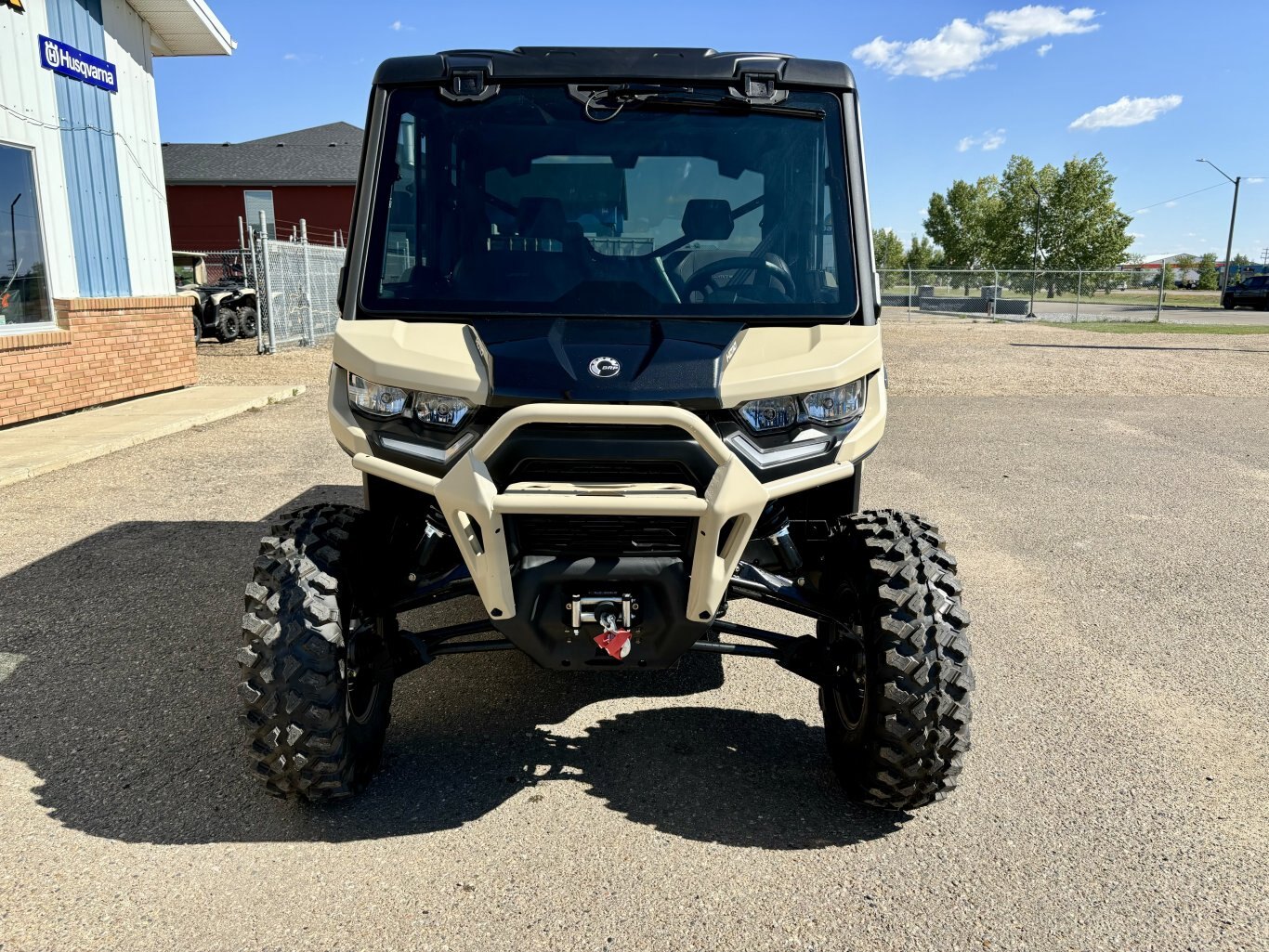 2025 Can Am Defender MAX Limited HD10