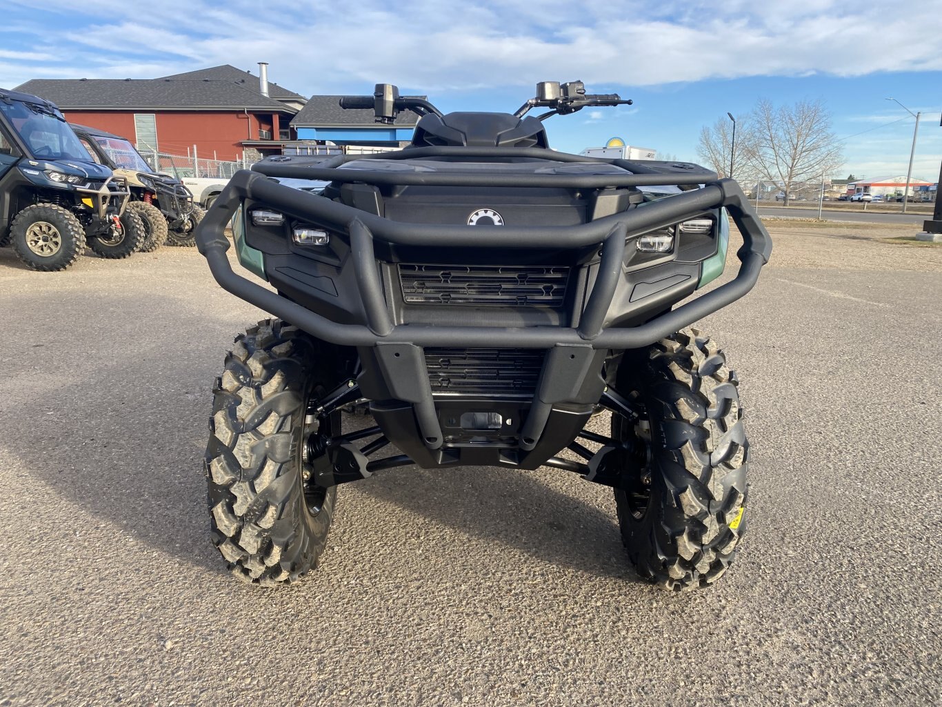 2025 Can Am Outlander PRO XU HD5