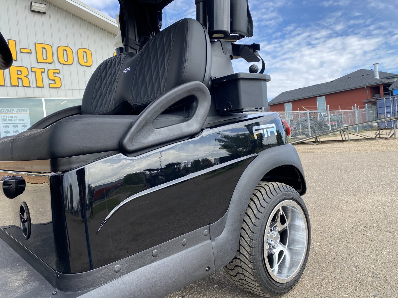 FTR Model 3 Lithium Golf Carts