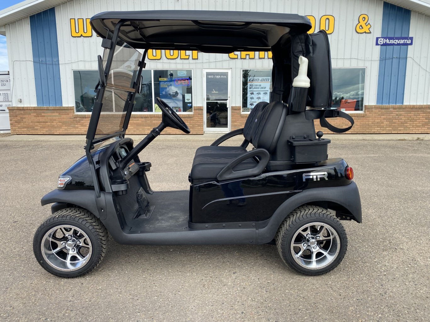 FTR Model 3 Lithium Golf Carts