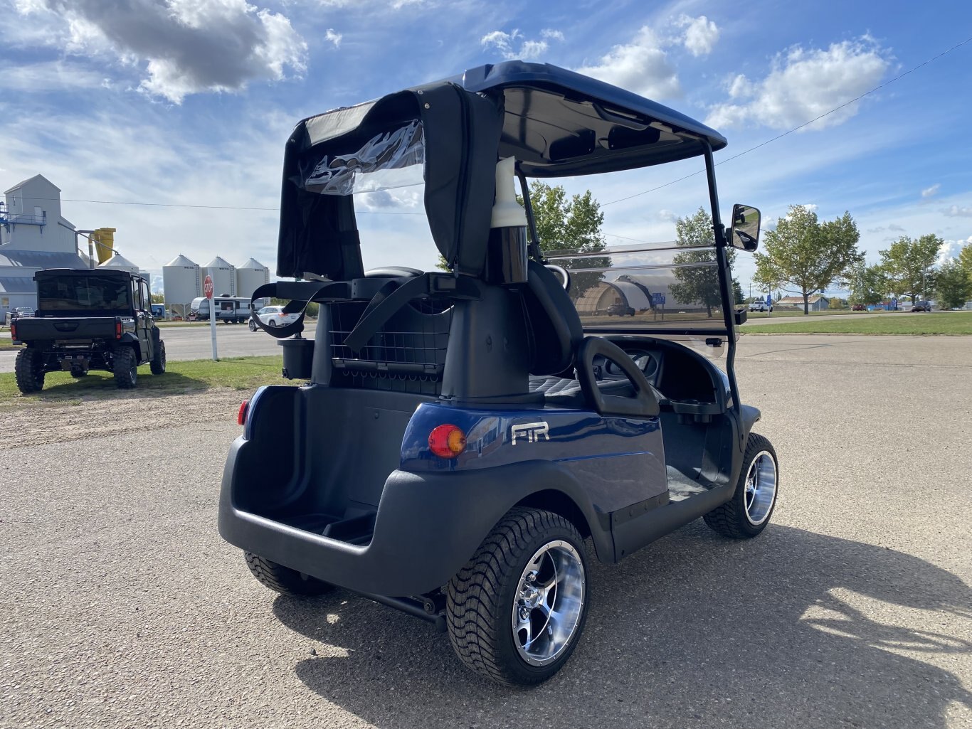 FTR Model 3 Lithium Golf Carts