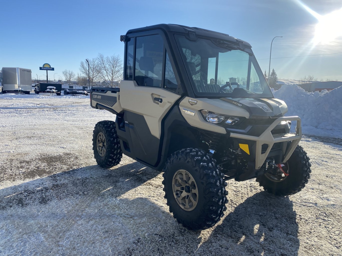 2025 Can Am Defender Limited HD10