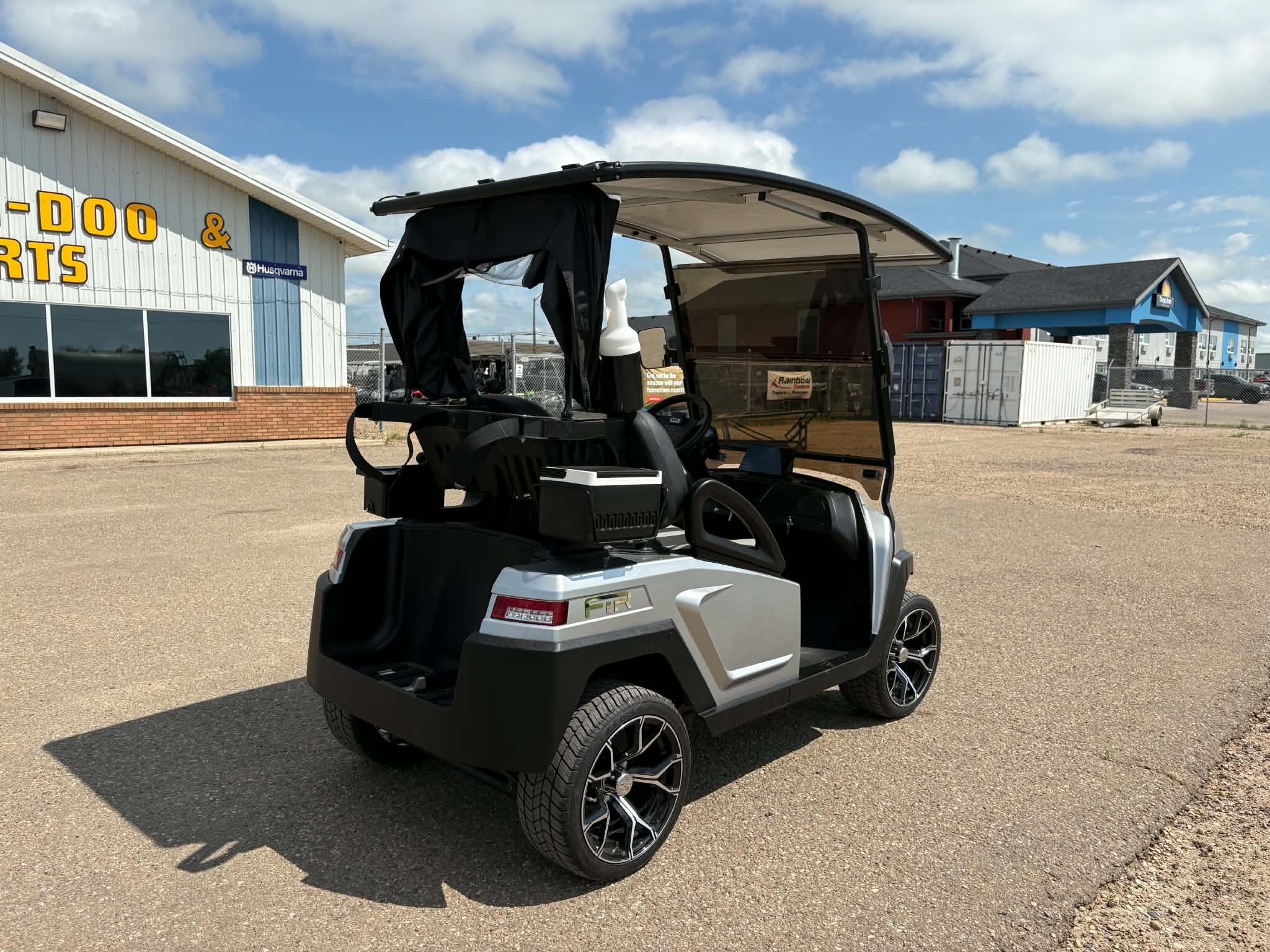 2026 FTR Model 2 Solar Drive Lithium Golf Carts