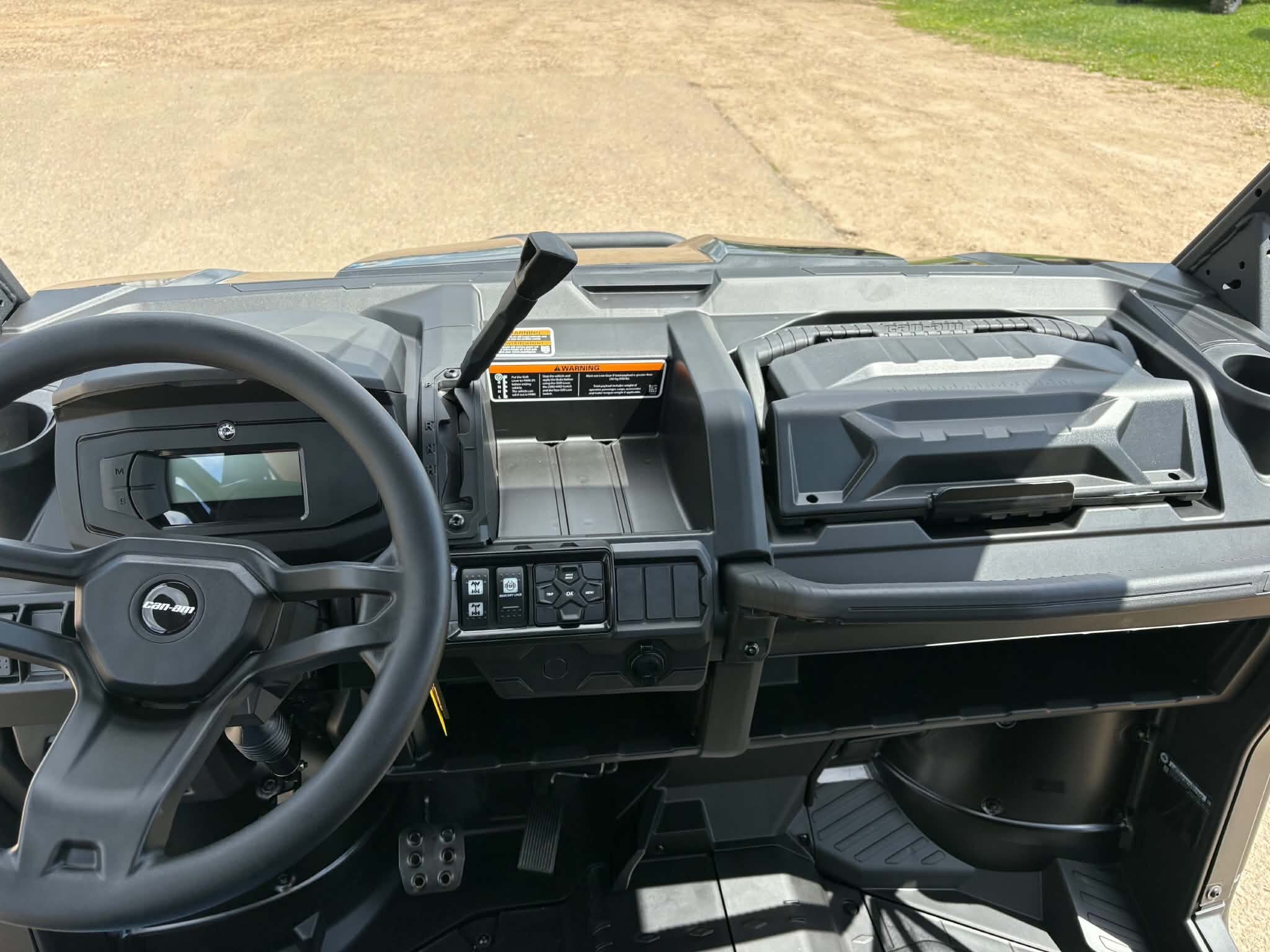 2026 Can Am Defender HD9 XT