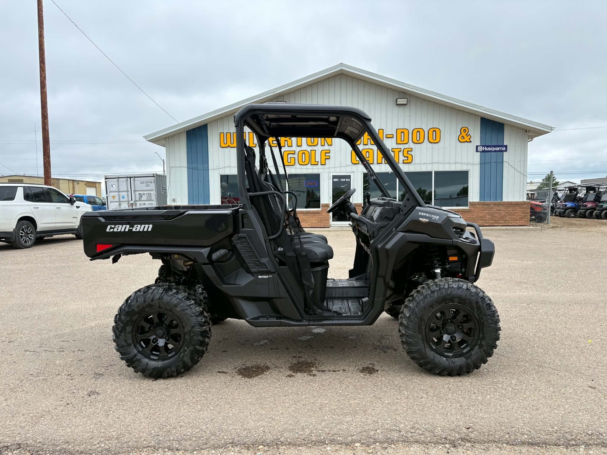 2026 Can Am Defender HD11 XT