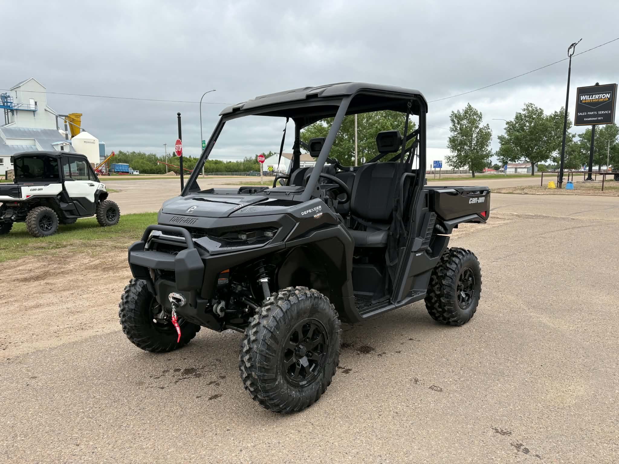 2026 Can Am Defender HD11 XT