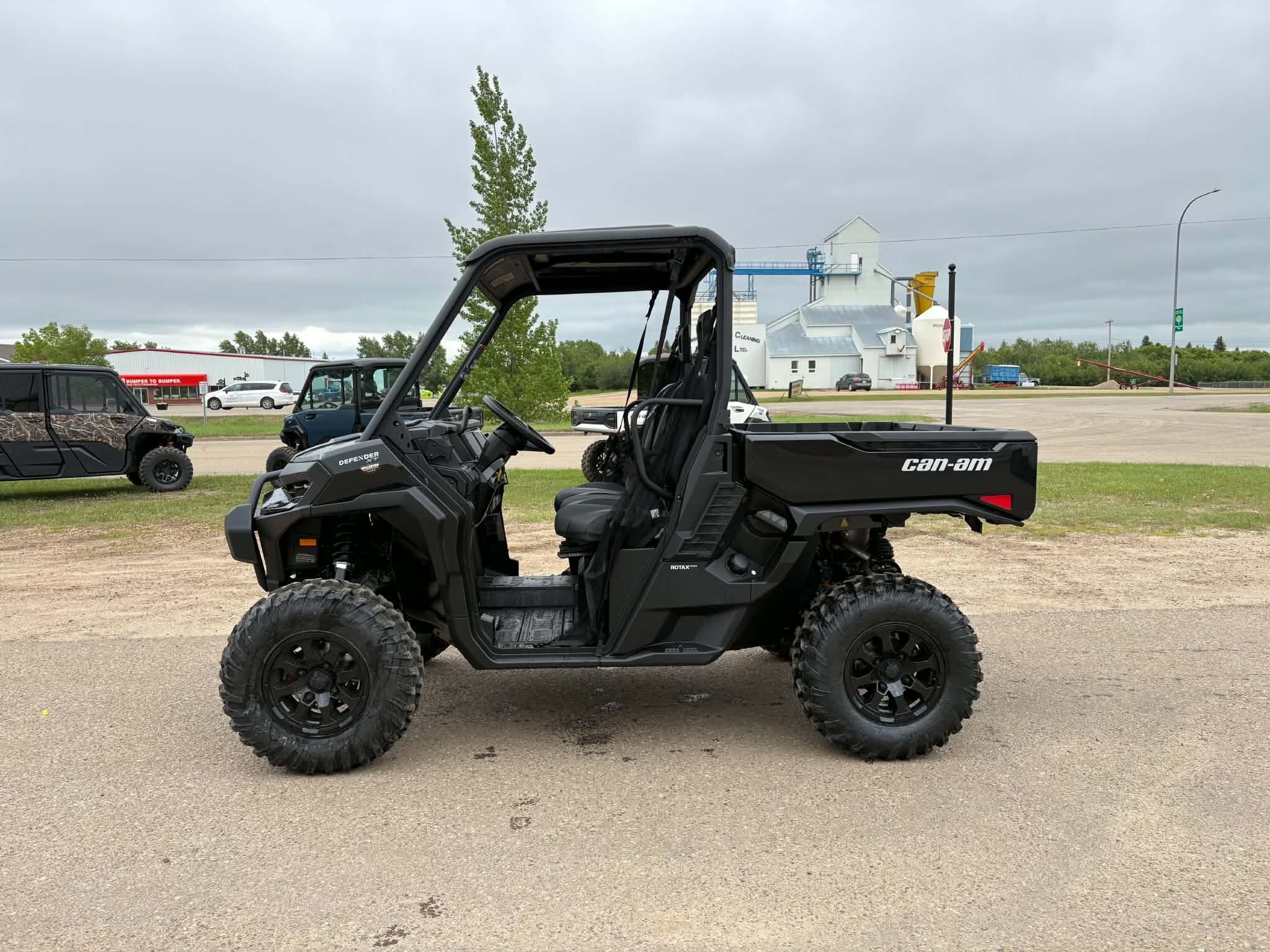 2026 Can Am Defender HD11 XT