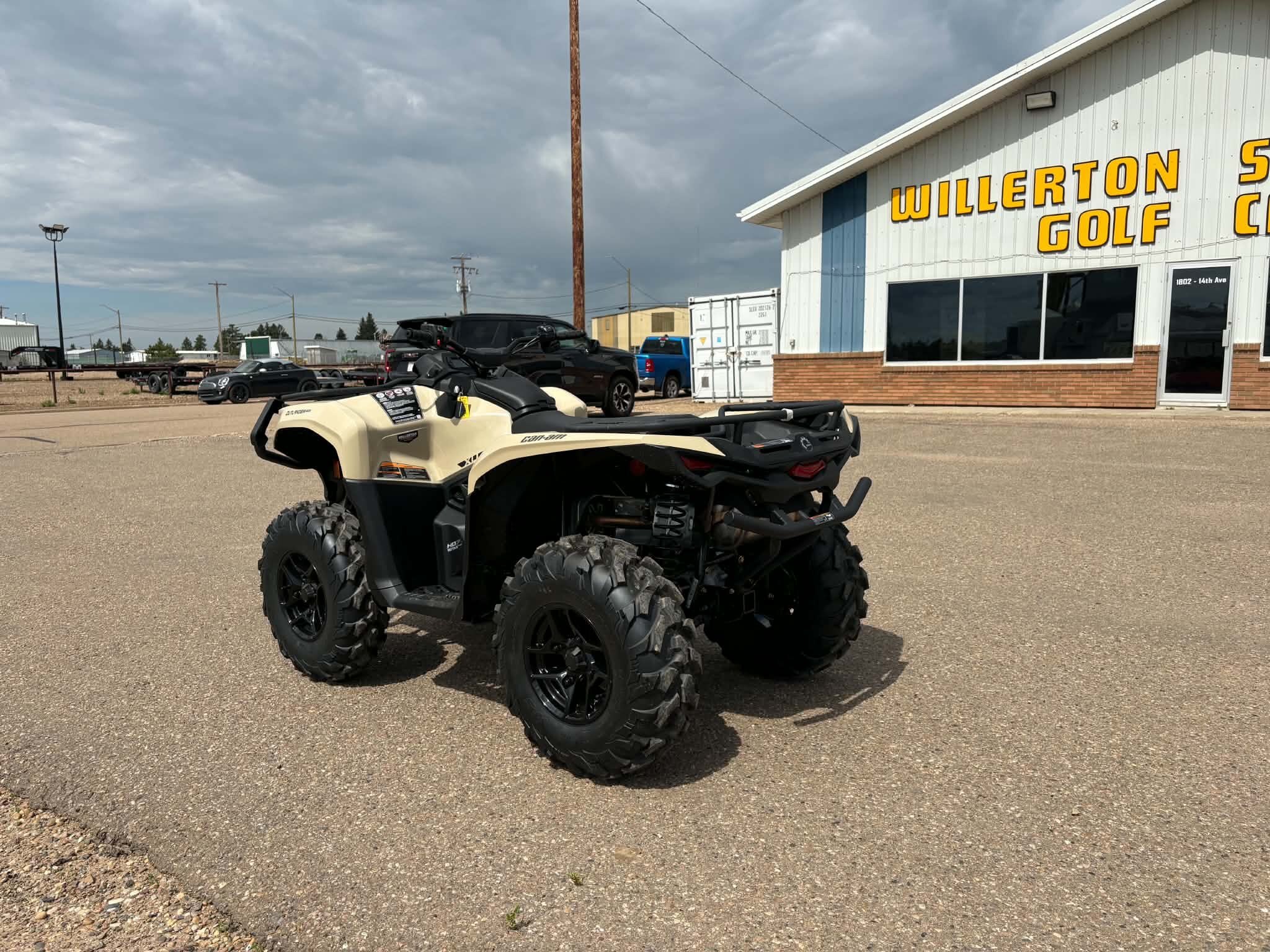 2026 Can Am Outlander PRO XU HD7