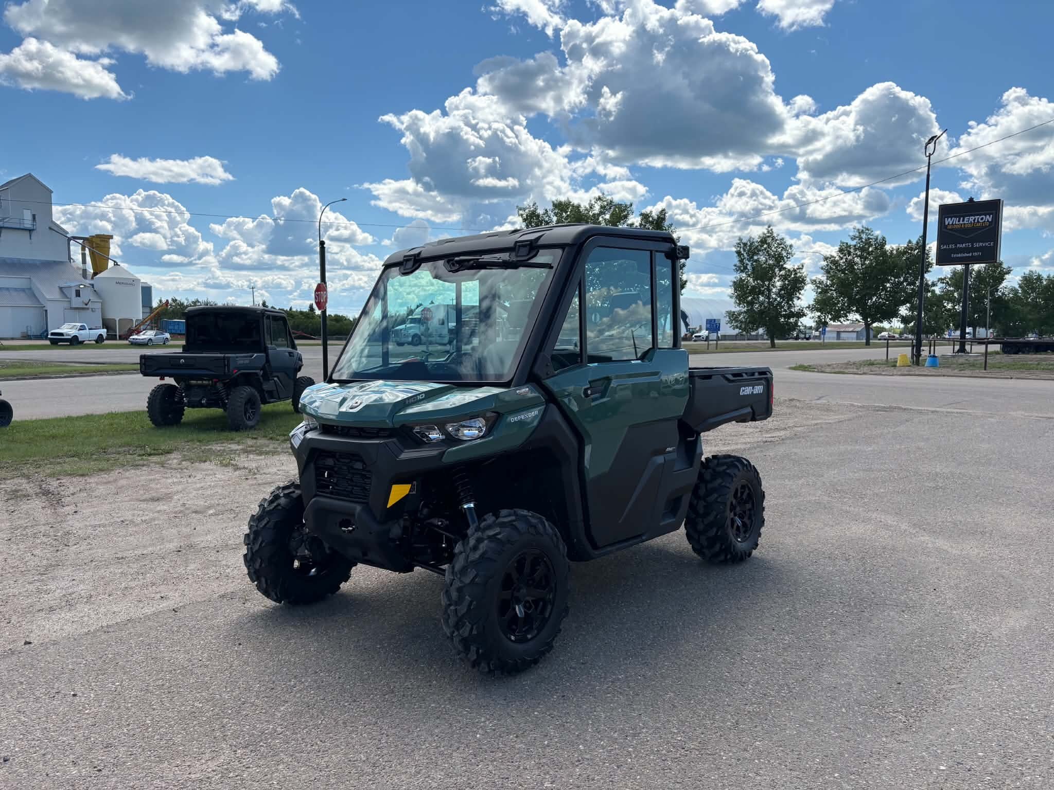 2026 Can Am Defender HD10 DPS CAB