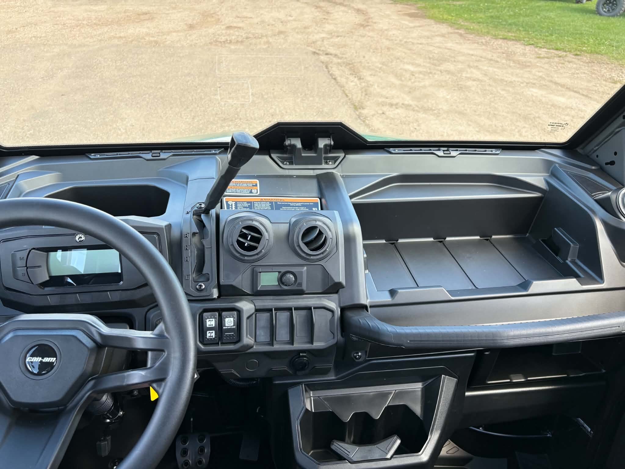 2026 Can Am Defender HD10 DPS CAB