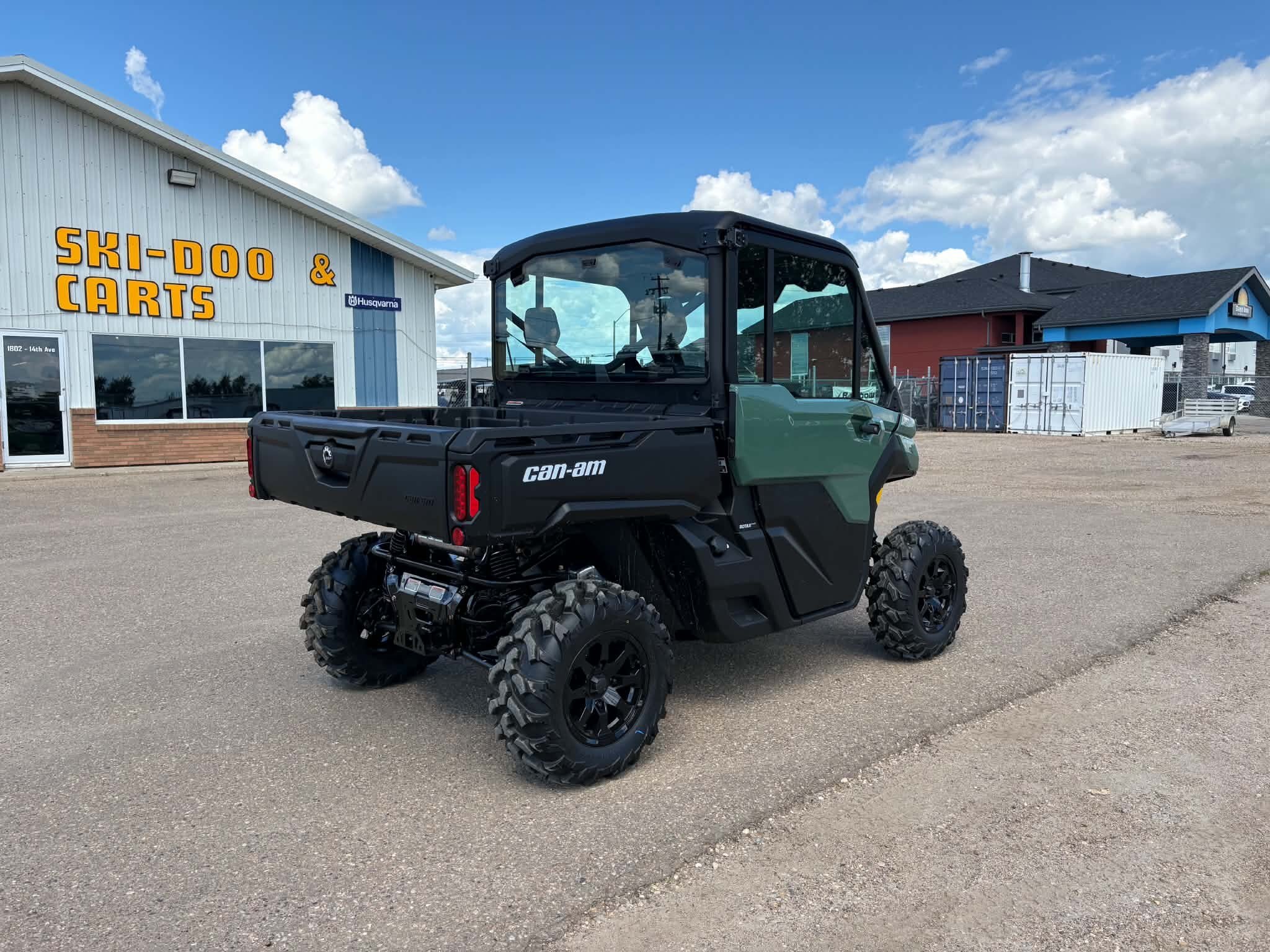 2026 Can Am Defender HD10 DPS CAB