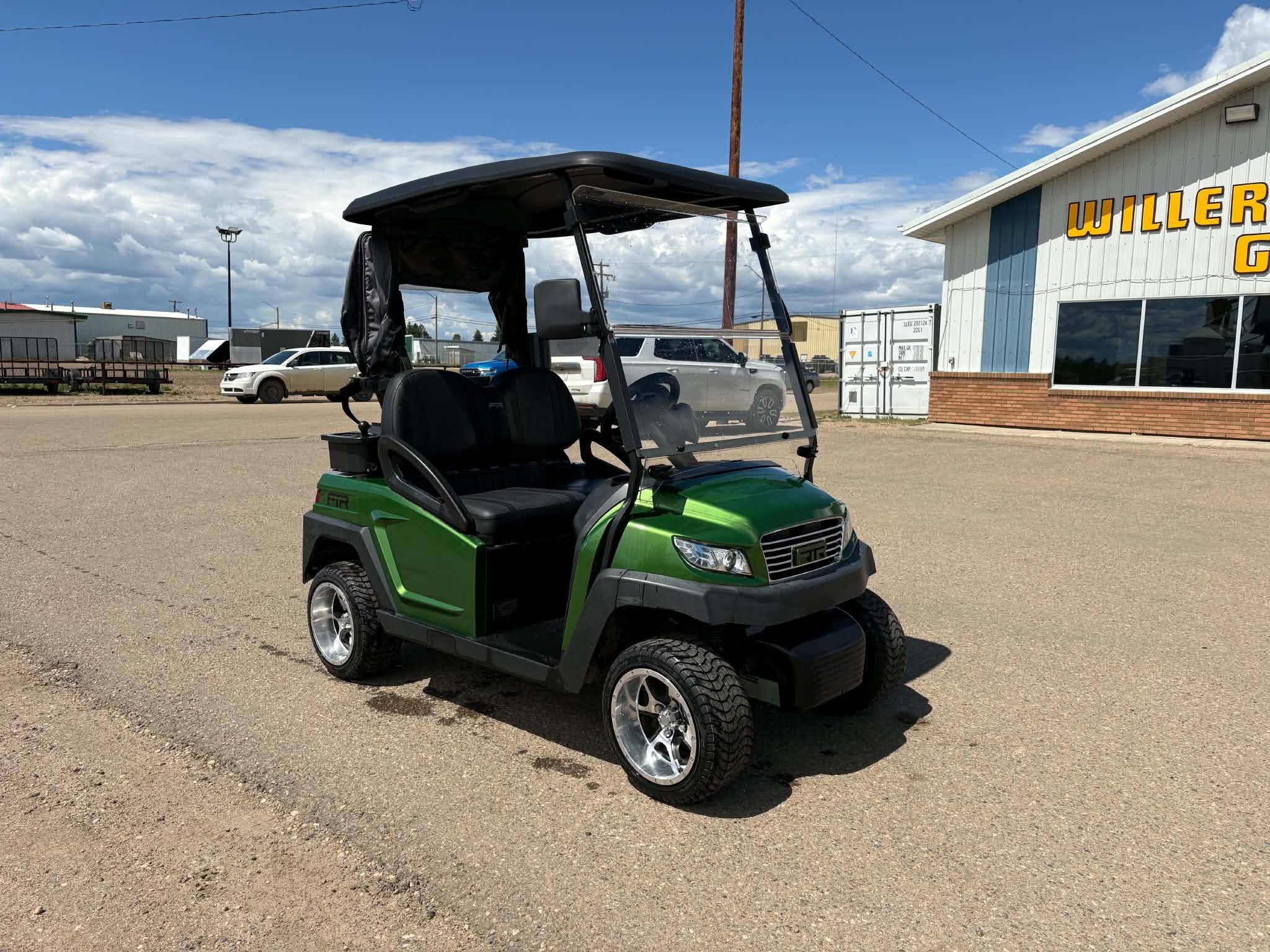 Pre Owned 2022 FTR Model 1 Lithium Golf Cart