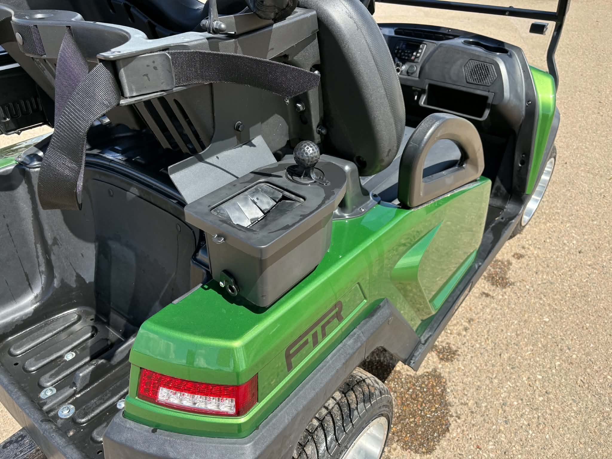Pre Owned 2022 FTR Model 1 Lithium Golf Cart