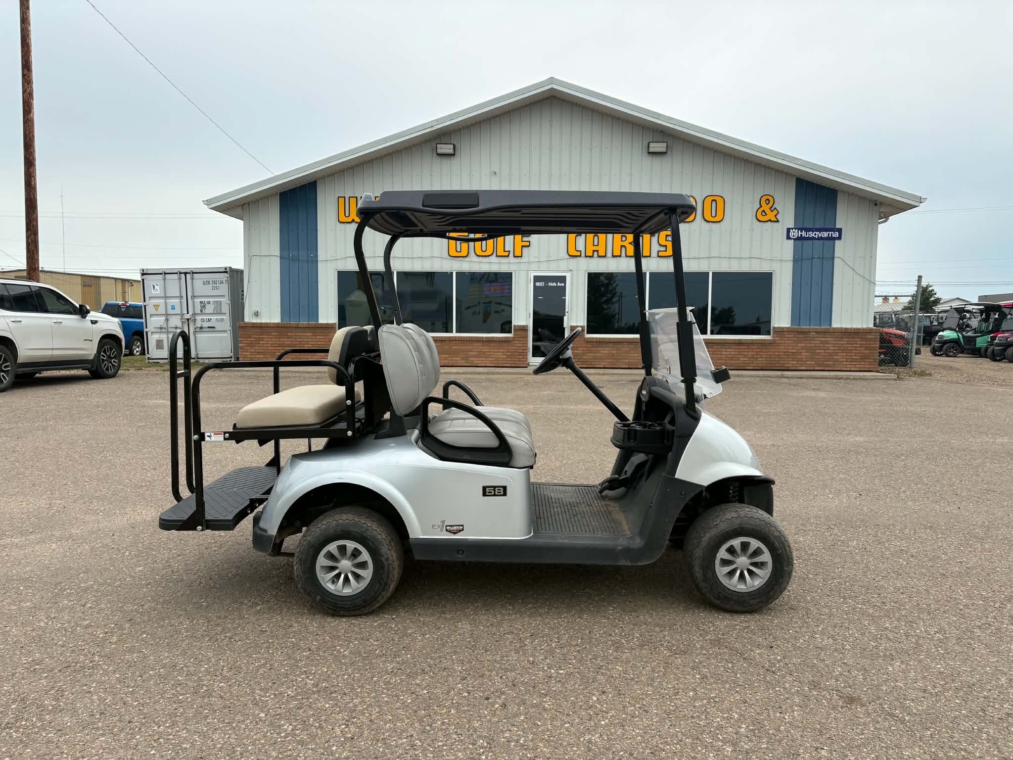 Pre Owned 2023 EZGO RXV Gas EFI w/ 2 Up Seat