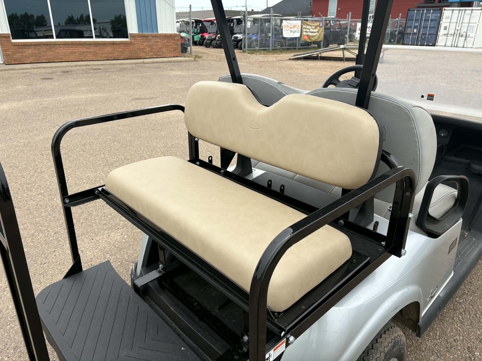Pre Owned 2023 EZGO RXV Gas EFI w/ 2 Up Seat