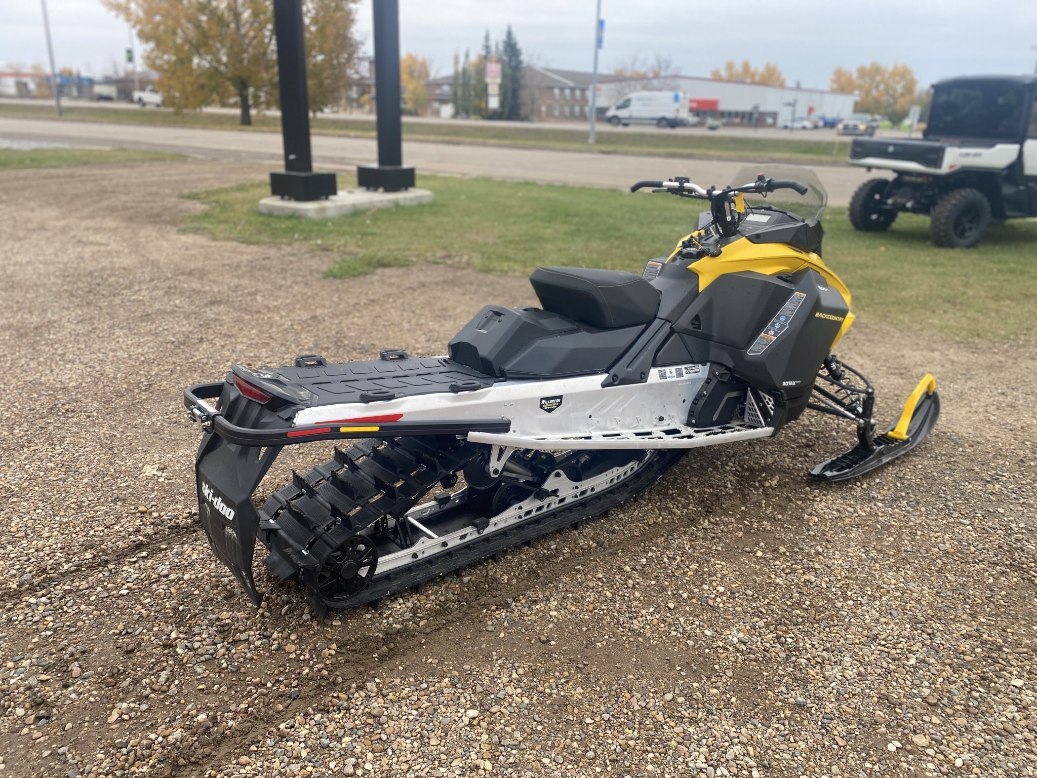 DEMO 2025 Ski Doo Backcountry Sport 146 2.0 ES 600 EFI