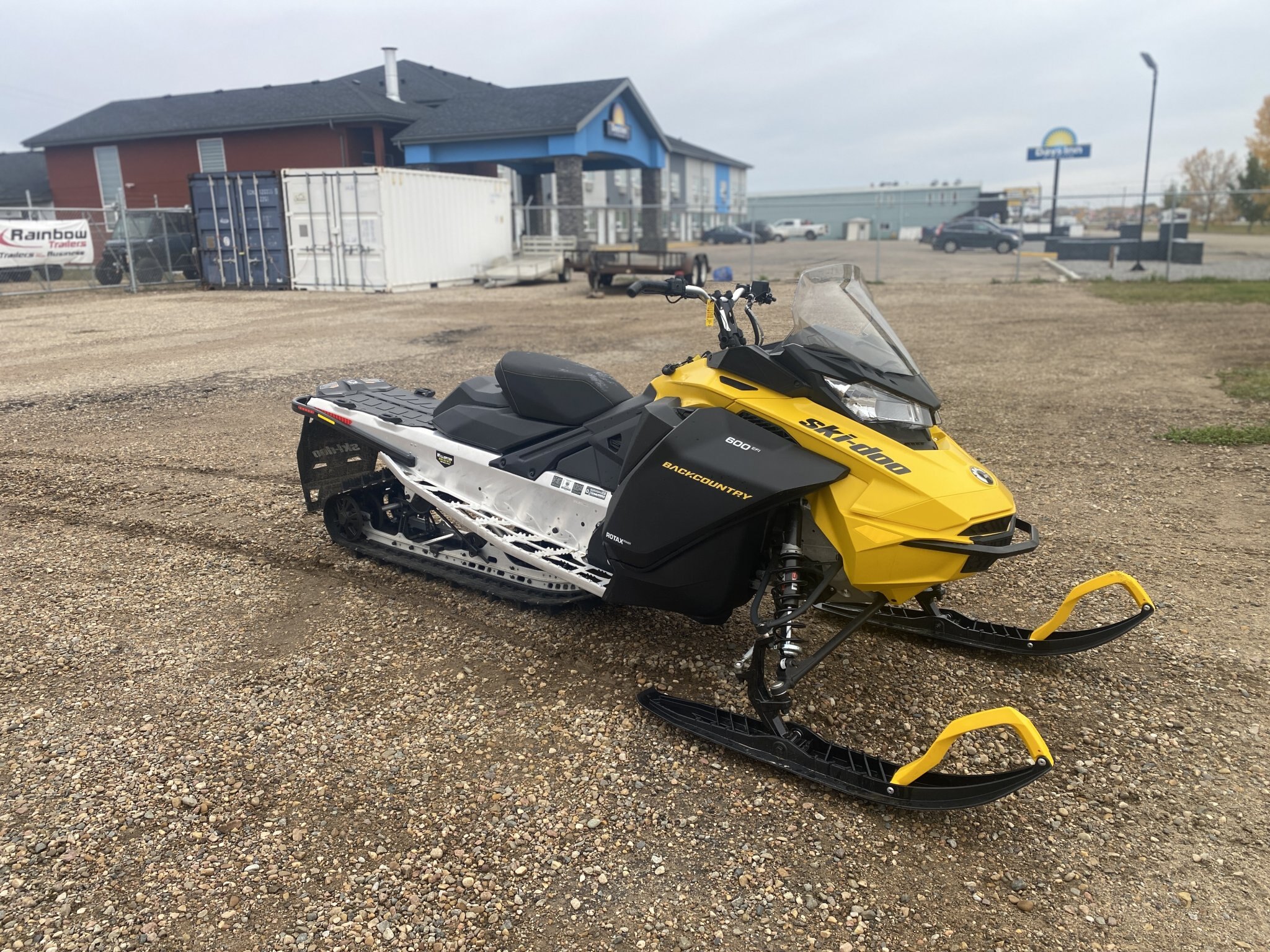 DEMO 2025 Ski Doo Backcountry Sport 146 2.0 ES 600 EFI