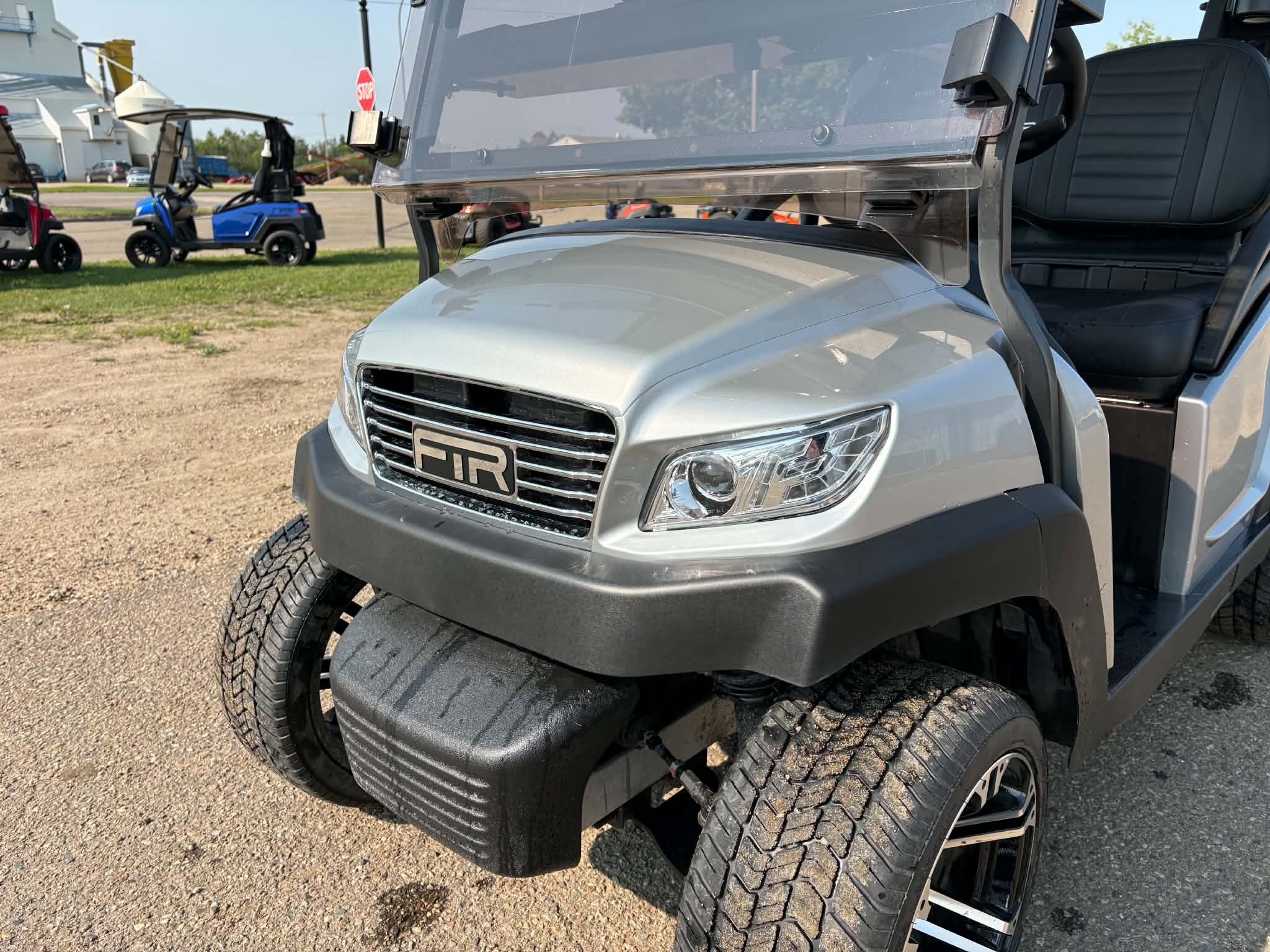 Pre Owned 2025 FTR Model 2 Solar Drive Lithium Golf Cart