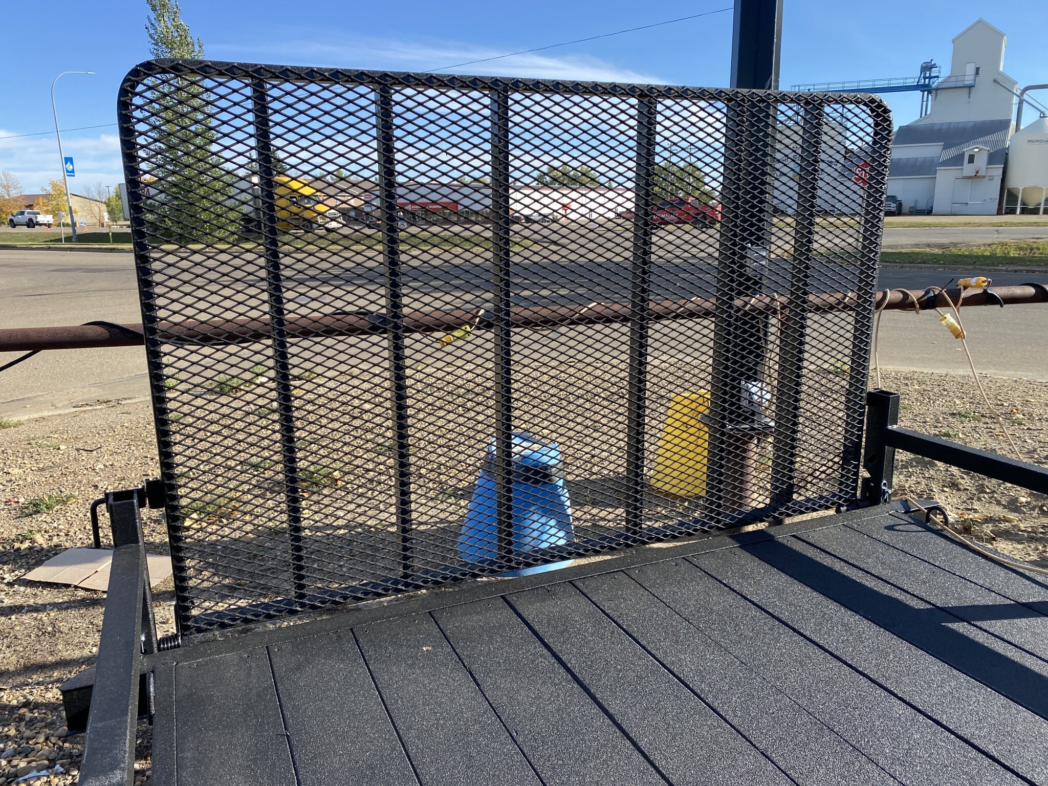 Rainbow Ramp Side Utility 7' x 12' Ramp Side Utility w/ 5200 lbs. Axle