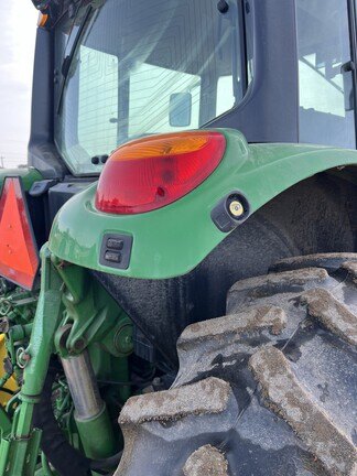 2016 John Deere 6155M